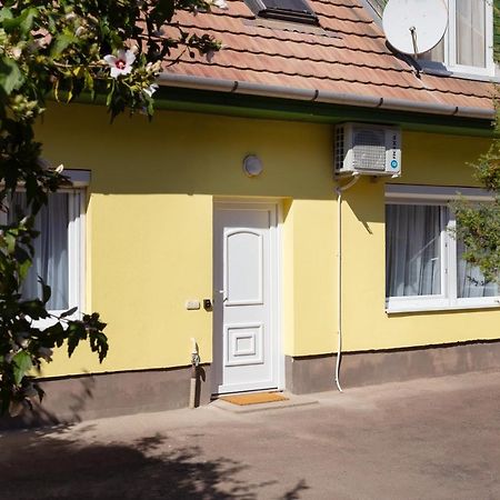 Nádi's Apartman Eger Exterior foto